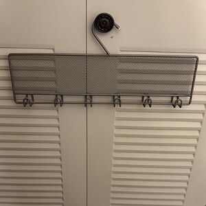 Metal 6 Double Sided Hanging Accessory Holder